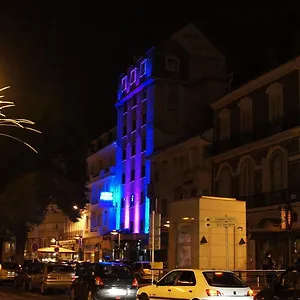 Foch Отель