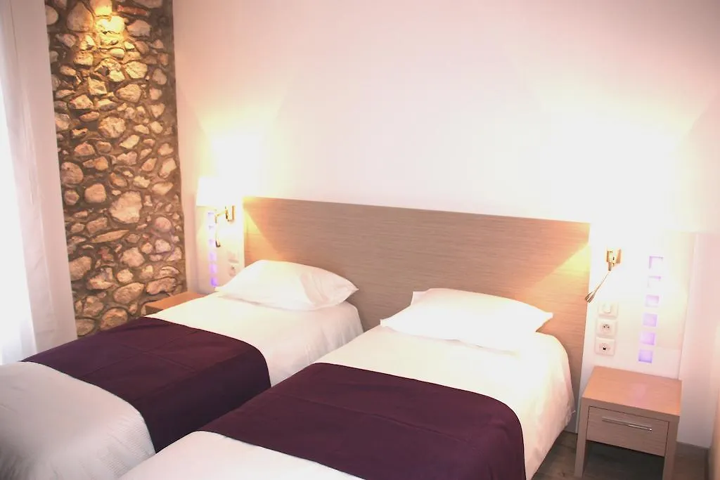 Hotel Terranostra Tarascon-sur-Ariege